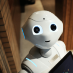 Foto di un robot moderno simboleggiante i Servizi e le Tecnologie 4.0